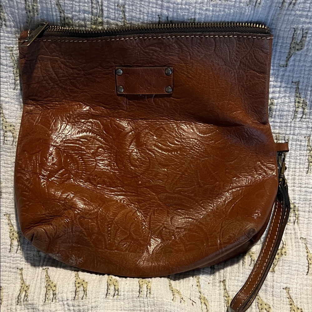 Patricia Nash Brown Leather Women's Bag clutch strap fold over preowned leather